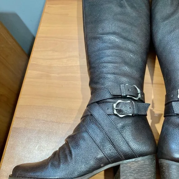 New Matisse Brown Pebble Leather Riding Boots