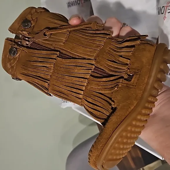 NEW! MINNETONKA Kids Little Girls Brown Leather Suede Tiered Fringe Boots 7.