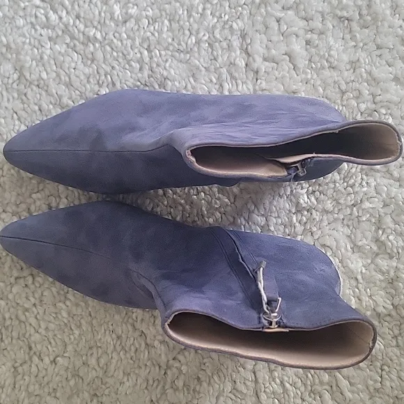 NEW MOTHER OF PEARL LONDON suede ankle boots size 40 US 9