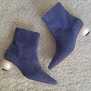 NEW MOTHER OF PEARL LONDON suede ankle boots size 40 US 9