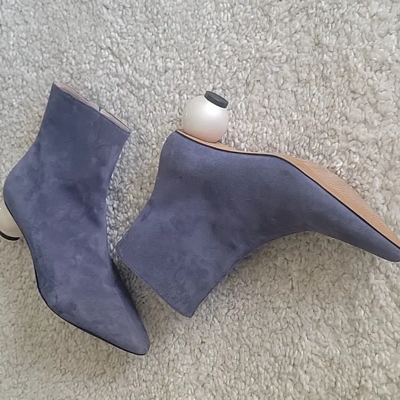 NEW MOTHER OF PEARL LONDON suede ankle boots size 40 US 9