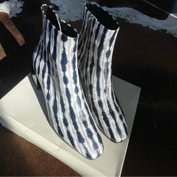 NEW SIGERSON MORRISON ANKLE BOOTS!