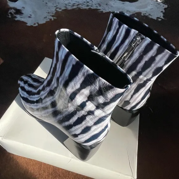 NEW SIGERSON MORRISON ANKLE BOOTS!