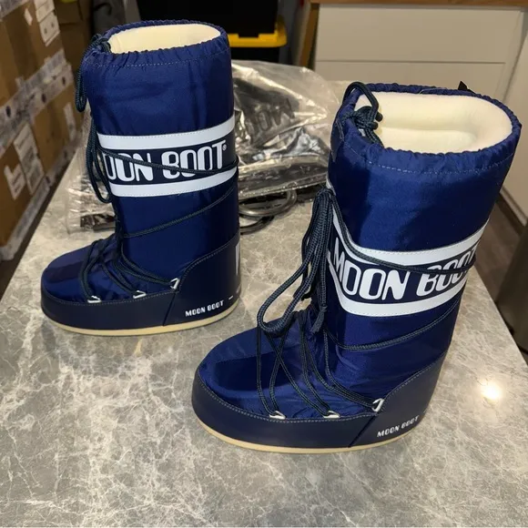 New Size 39-41 Moon Boot Icon Nylon Snow Boots Blue