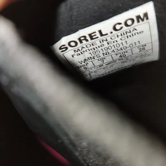 New Sorel Brex Heel Chelsea Boots Womens 9 Black Pink Whimsigoth Outdoors City