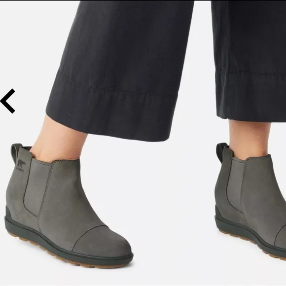 NEW SOREL EVIE II QUARRY, GRILL GRAY ANKLE HIDDEN WEDGE CHELSEA BOOTS SIZE 9.5.