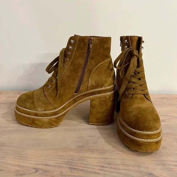 NEW Steve Madden Ember Brown Suede Lace Up Chunky Platform Boot Combat Lug