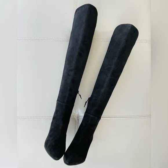 NEW! Stuart WeitzmanBlack Suede - Knee-High - Pearl detail riding boots Size 8