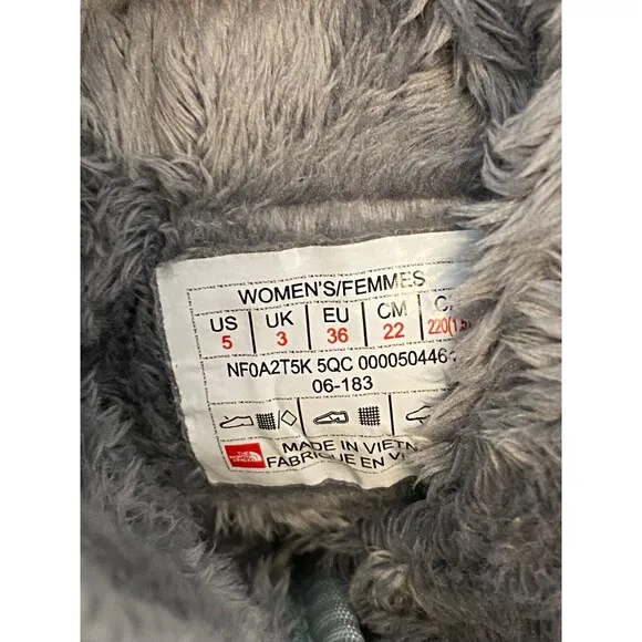 NEW! THE NORTH FACE Womens 5 Snow BOOTS Thermoball Insulated Button Quilted Gray