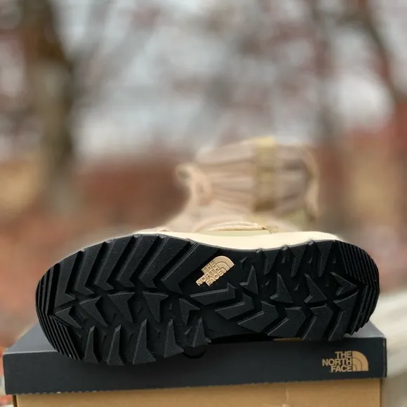 New! The North Face Women’s Thermoball Lace Up Winter Warm Snow Boots  S…