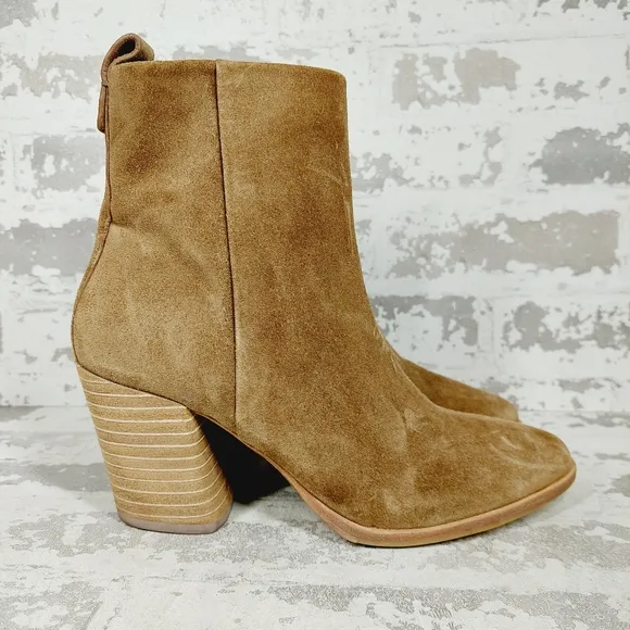 NEW Tory Burch Beige Tan Suede Leena Ankle Boots E763