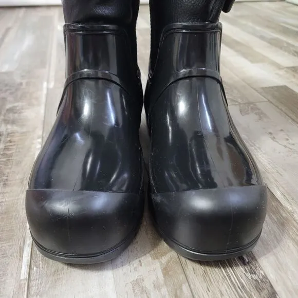 New UGG Raincloud black boots size 10