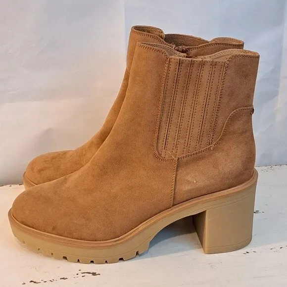 NEW UNIVERSAL THREAD KATRINA COGNAC PLATFORM CHUNKY HEEL BOOTIES SZ 11 NWT