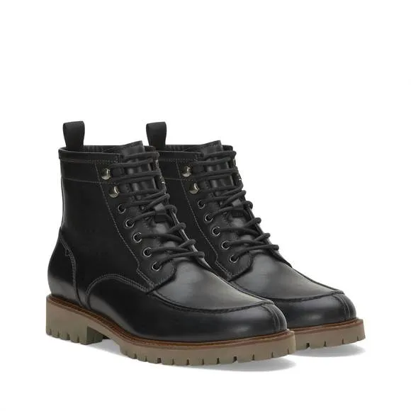 NEW VINCE CAMUTO men's kameil boots in black