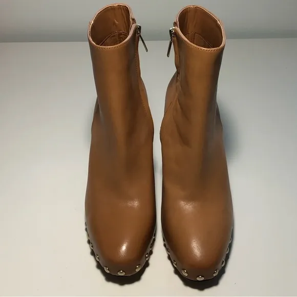 NEW Vince Camuto Nevvina Light Congnac Ankle Block Heel Round Toe Boots size 8.5