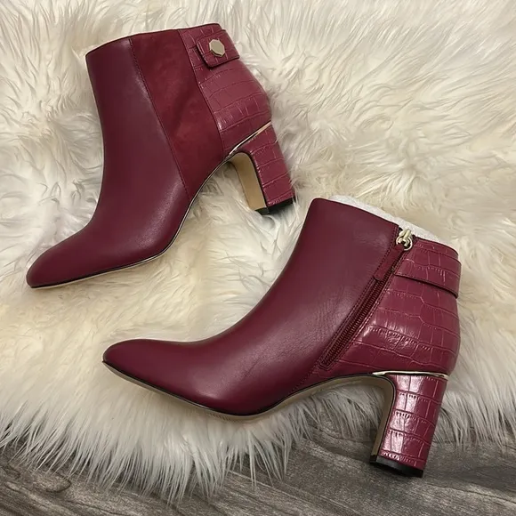 New! White House | Black Market BRYNN Dark SangriaAnkle Boot