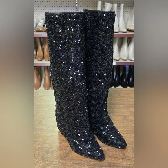 New Woman’s Size 8 Black Sequins Heels