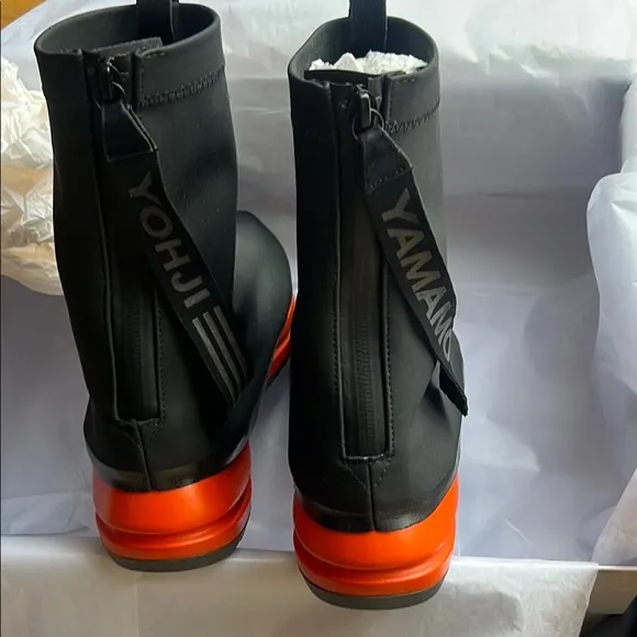 new Y-3 Two-Tone Neoprene Ankle Boot Sneakers in Black size Women’s US 7