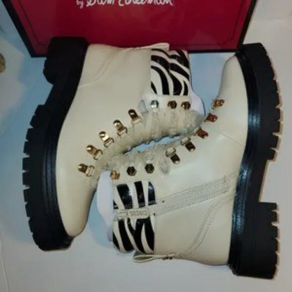 NIB - Circus by Sam Edelman's Flora Boots Size 8