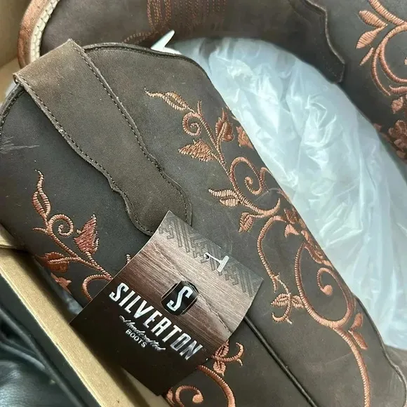 NIB Ladies Genuine Leather Square Toe Brown Boots Handcrafted Quality Boots Sz 7