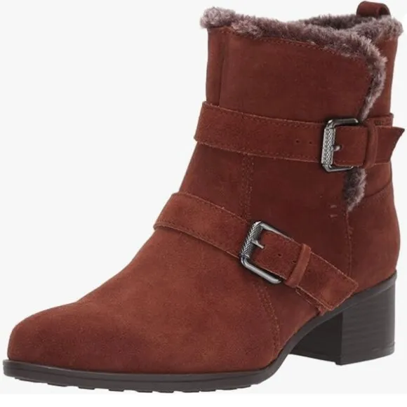 NIB Naturalizer Deanne Waterproof Suede Leather Boots Size 10 Brown