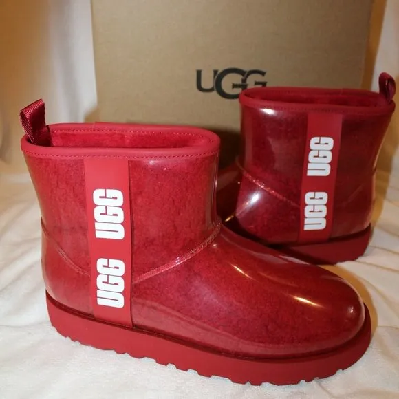 NIB‎ UGG WOMEN'S CLEAR MINI SHEARLING WATERPROOF LOGO BOOTS RED