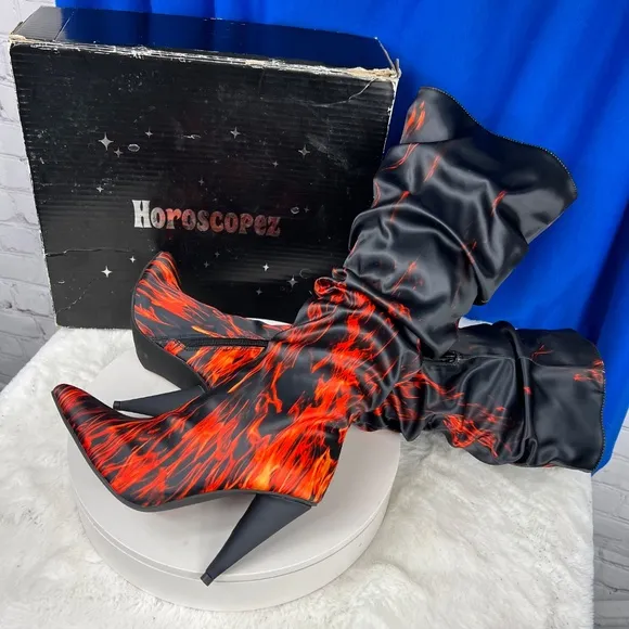 NIB/NWT |•HOROSCOPEZ•| DOLLS KILL PHOTO REAL PRINTED ARIES FLAME BOOT SIZE 7