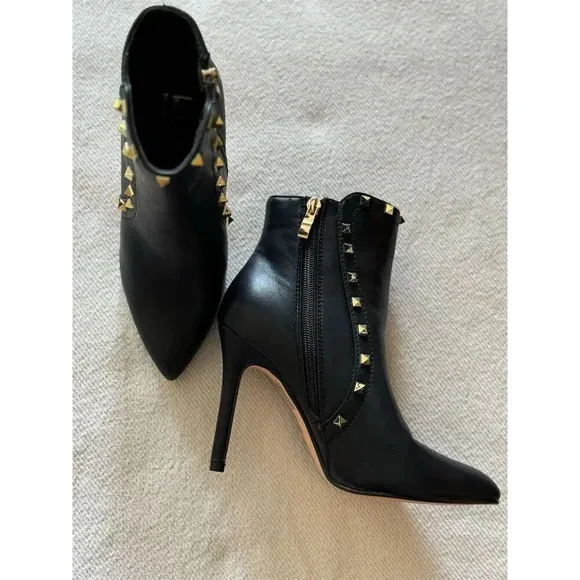 Nicole Miller Women's Black Faux Leather Studded Stiletto Ankle Boots 6