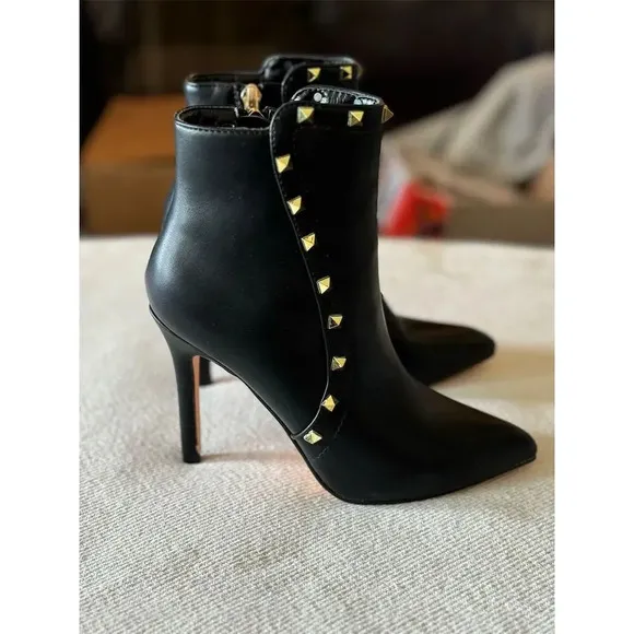 Nicole Miller Women's Black Faux Leather Studded Stiletto Ankle Boots 6