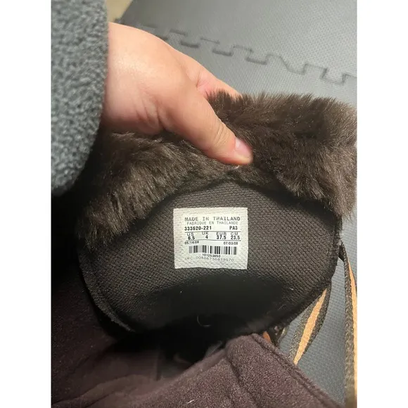 Nike Apres Skyhigh Lined Pom Pom Brown Winter Snow Boots Women's‎ 6.5 333620-221