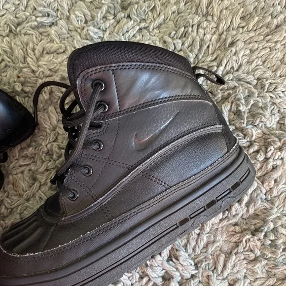 🖤🖤NIKE WOODSIDE 2 HIGH ACG BOOT 🖤🖤size 1.5