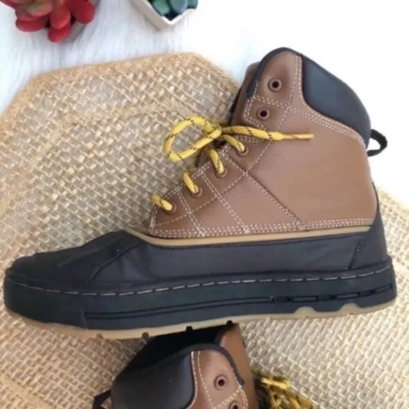 Nike ACG Woodside Duck Boots 6Y