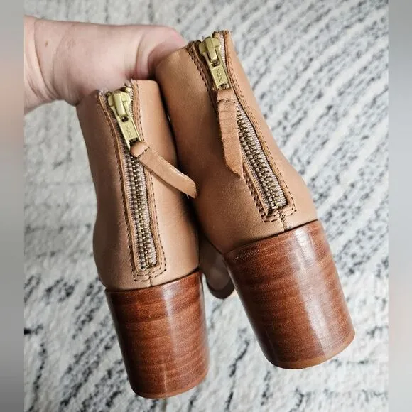 Nisolo Dari Boot in Almond, sz 5.5/6*