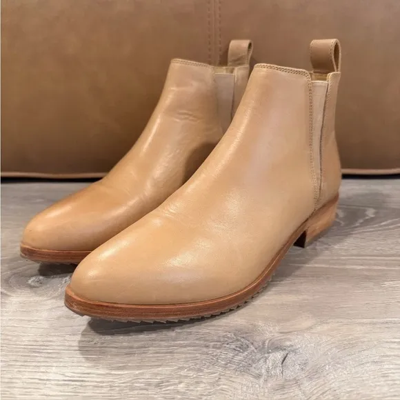 NISOLO Eva Everyday Chelsea Boot In Almond Tan Brown Leather Size 7.5