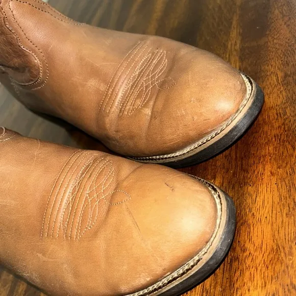 NOCONA WESTERN BOOTS..