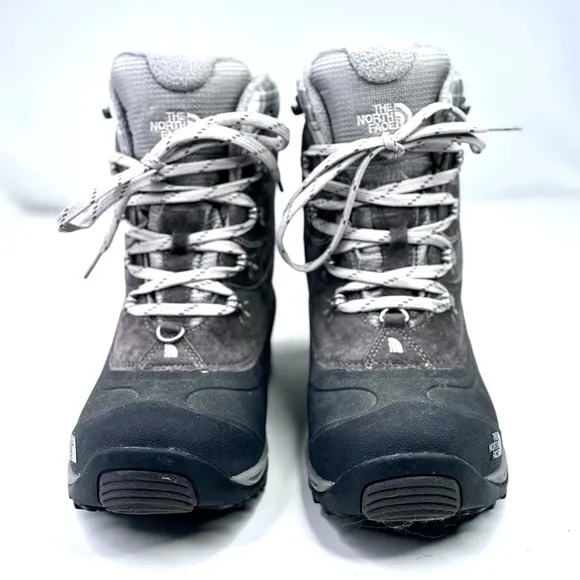 North Face Chilkat II women's snow boots grey suede black rubber primaloft 8.5