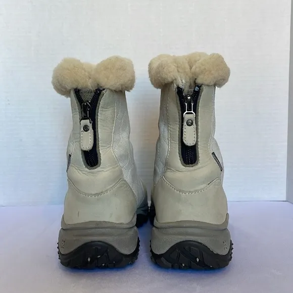 North Face Primaloft Waterproof 200 Gram Insulation Winter Suede Boots Size 7.5