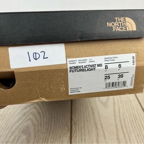 North Face Women Activist Mid FUTURELIGHT Boots US8 Gardenia White Pikes Purple