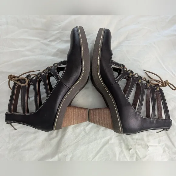 NWB L' Artiste Lestatik-B Heeled Boots