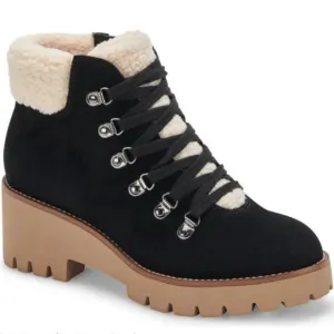 NWOB Blondo Devin Black Waterproof Suede Lug Sole Hiking Boot Women's Size 6