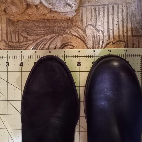 NWOB GEOX Respira Italian Leather Zip Boot