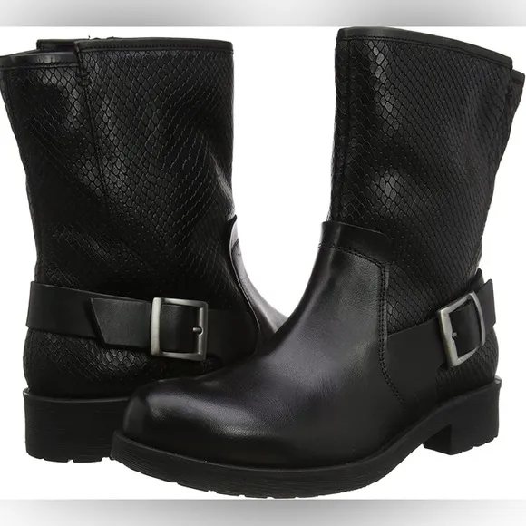NWOB GEOX Respira Italian Leather Zip Boot