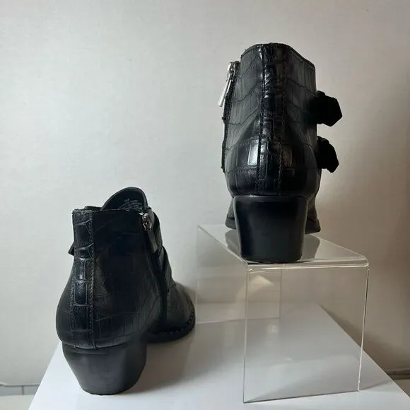 NWOB Authentic Treasure &amp; Bond Boots