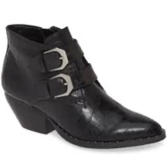 NWOB Authentic Treasure &amp; Bond Boots