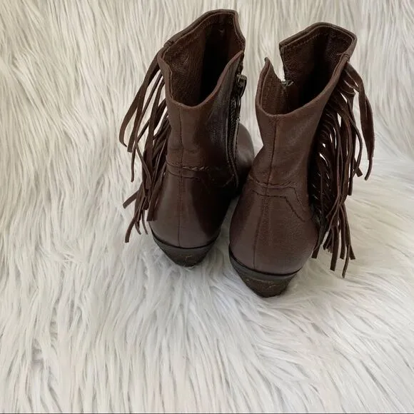 NWOB! Sam Edelman Louie brown fringe booties 6.5