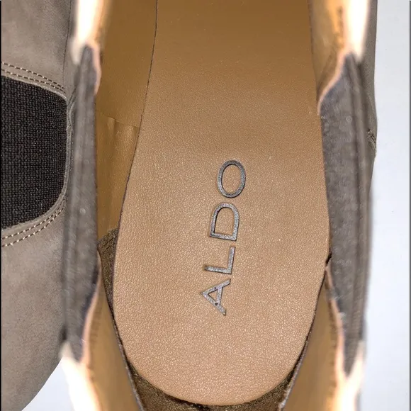 NWOT ALDO ”Lovewia” Taupe Suede Leather Boots