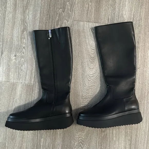 NWOT Aquatalia knee high platform leather boots women’s sz 10 1/2
