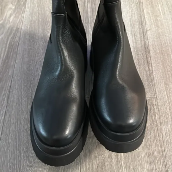 NWOT Aquatalia knee high platform leather boots women’s sz 10 1/2