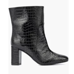 NWOT Aquatalia Luzio Croc Embossed Black Ankle Boots – Sz 9.5