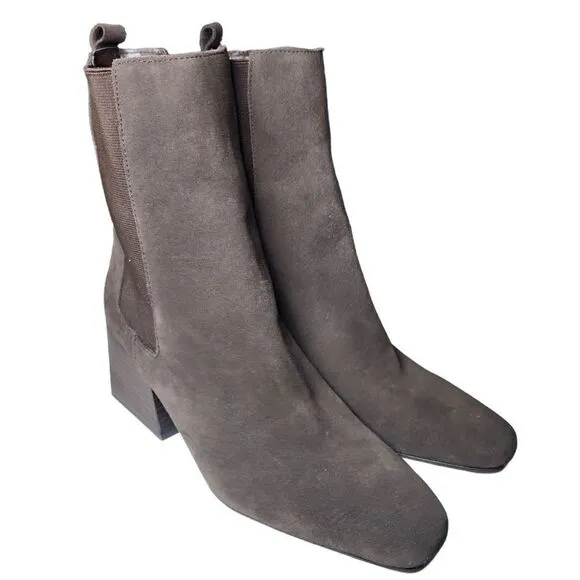 NWOT- Blondo- Selena Waterproof Suede Square Toe Block Heel Boots Brown,  9.5M